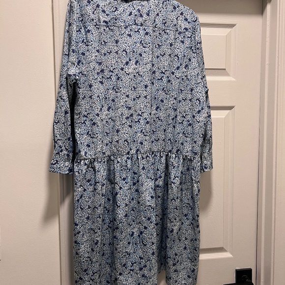 Tuckernuck Hydrangea Dress - Picture 4 of 4